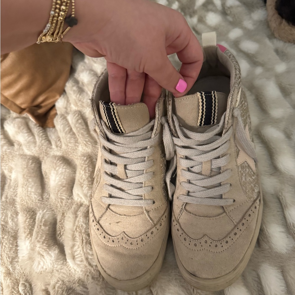 ShuShop Beige Lace-Up Women's Sneakers